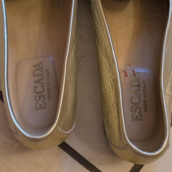 Escada Loafers Metallic Gold Leather Flat Made In Italy Size 10 main image 3